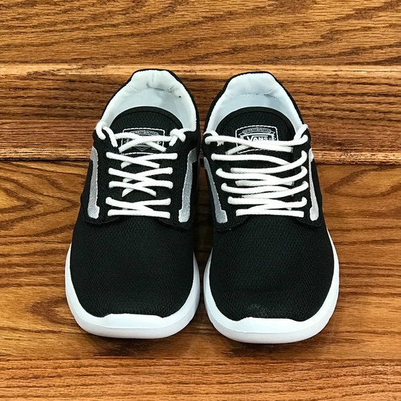 Vans Iso 1.5 Black True White Shoes - Picture 3 of 8